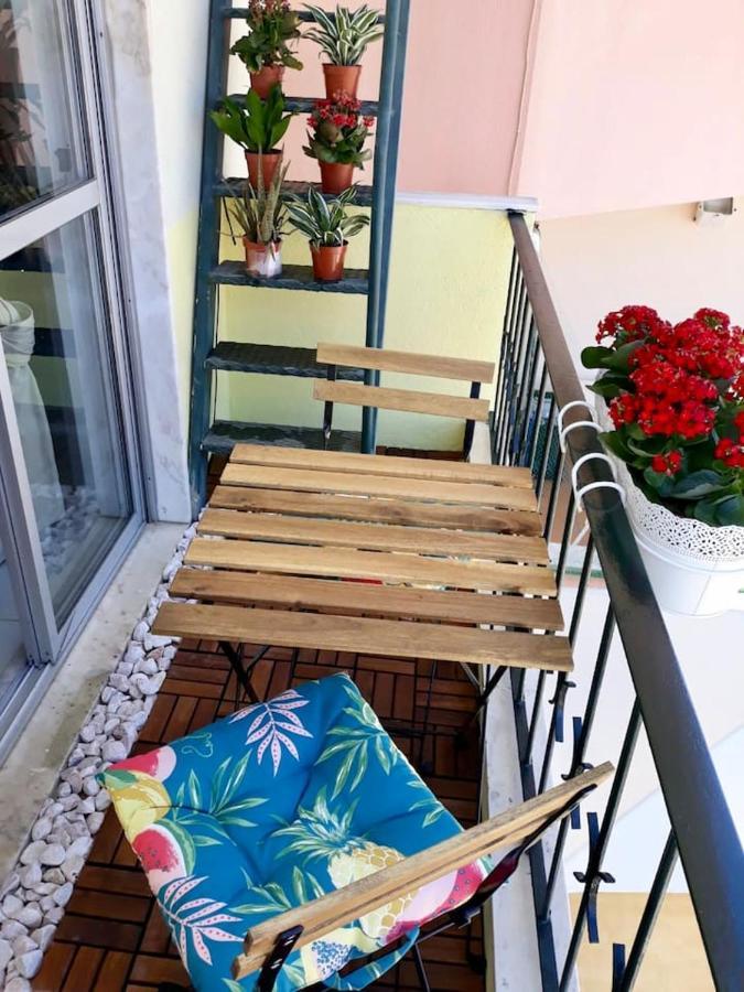 Comfortable Apartment With Balcony And Sea View In Lisbon 50 M² Exterior foto